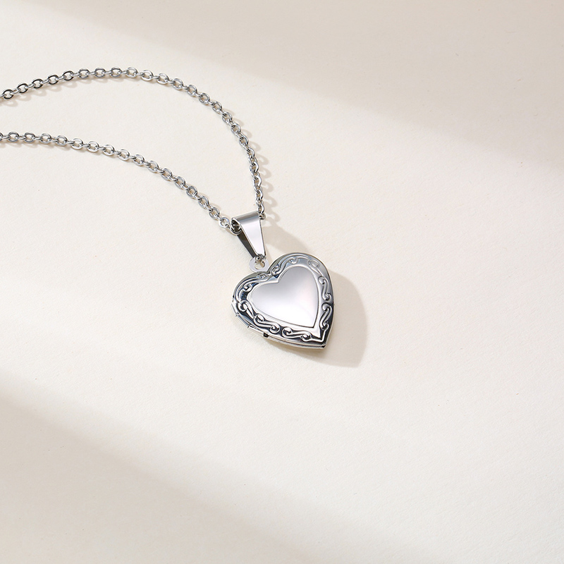 Openable Lover Heart Photo Pendant Stainless Steel Jewelry Can Put Decorations Classic Jewelry