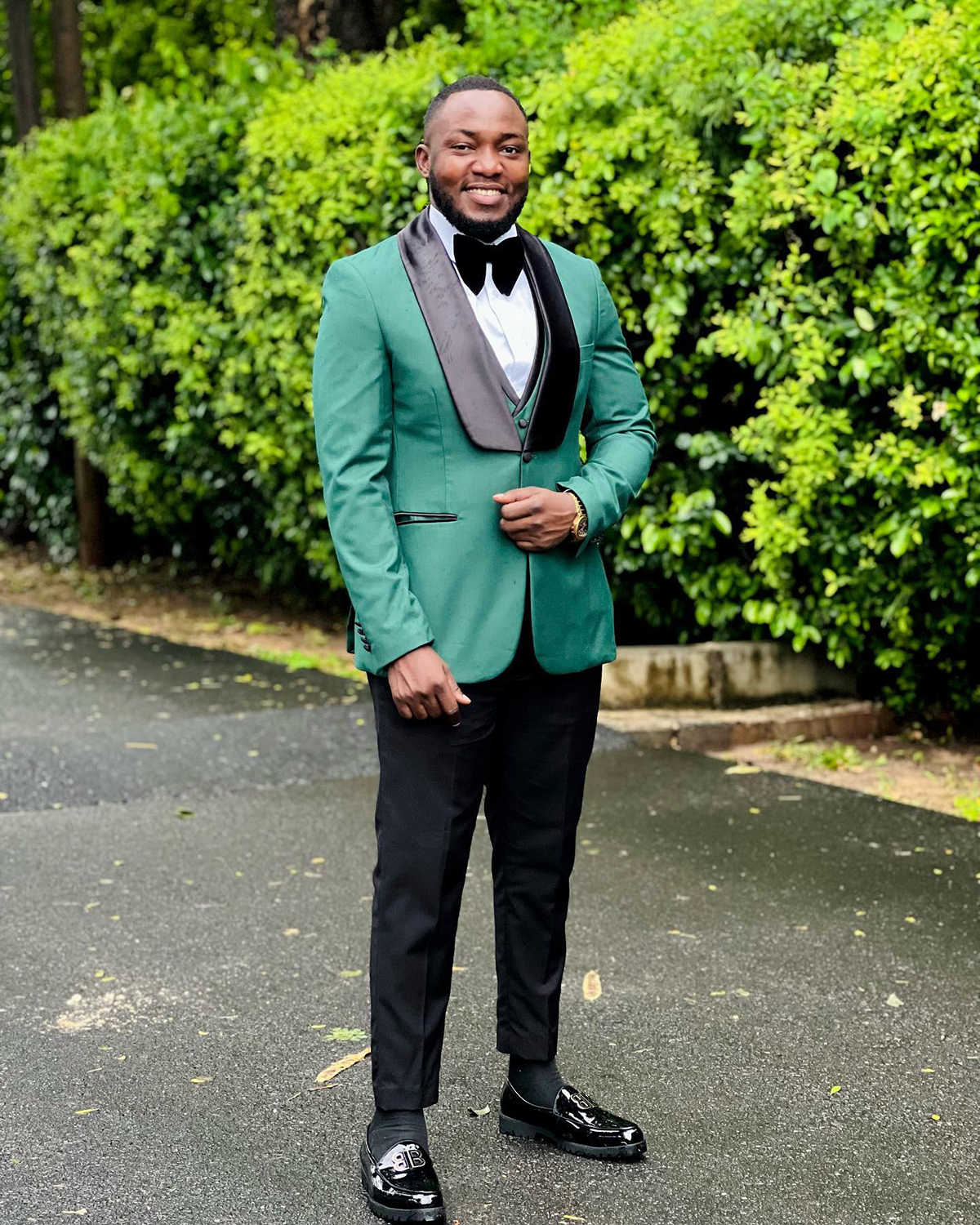 Fashion Mens Wedding Tuxedos Shawl Lapel Ceremony Groom Wear Party Birthday Black Pants Suits 2 Pieces