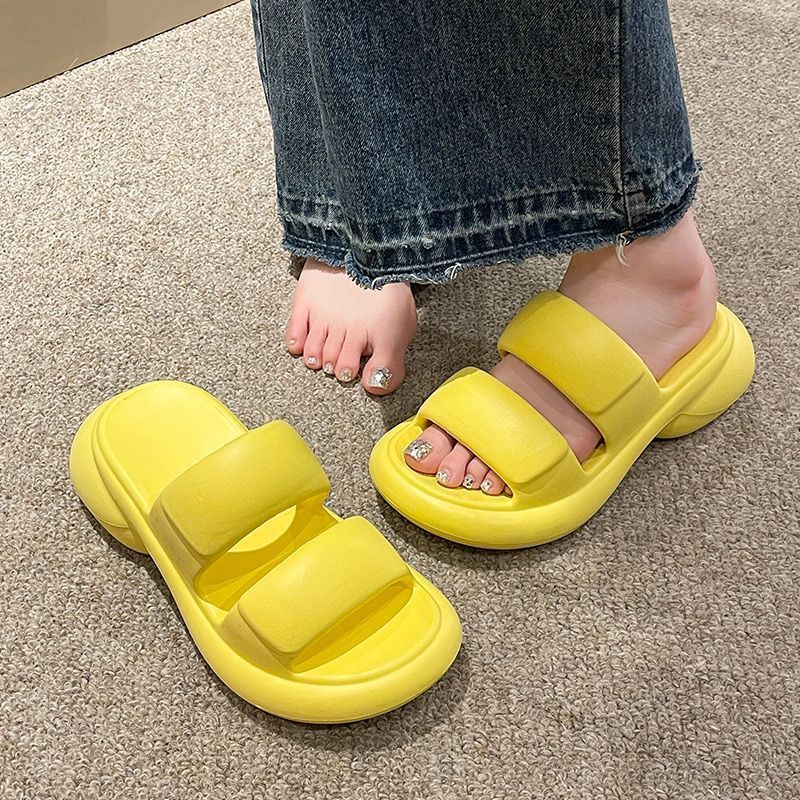 Indoor travel vacation versatile anti slip breathable slippers thick soled sandals for women summer outdoor home and household use