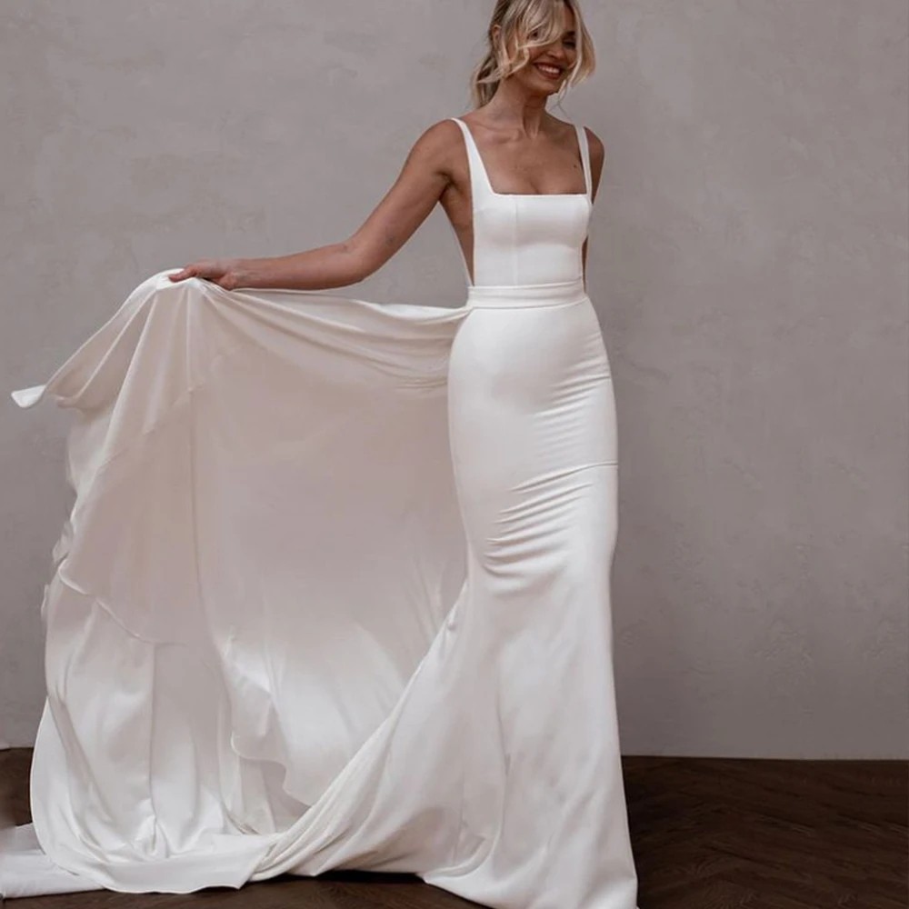 2025 Simple Spandex Wedding Dresses Detachable Train Women Square Collar Sleeveless Backless Bridal Gowns Sweep Train Buttons Vestido De Novia Custome