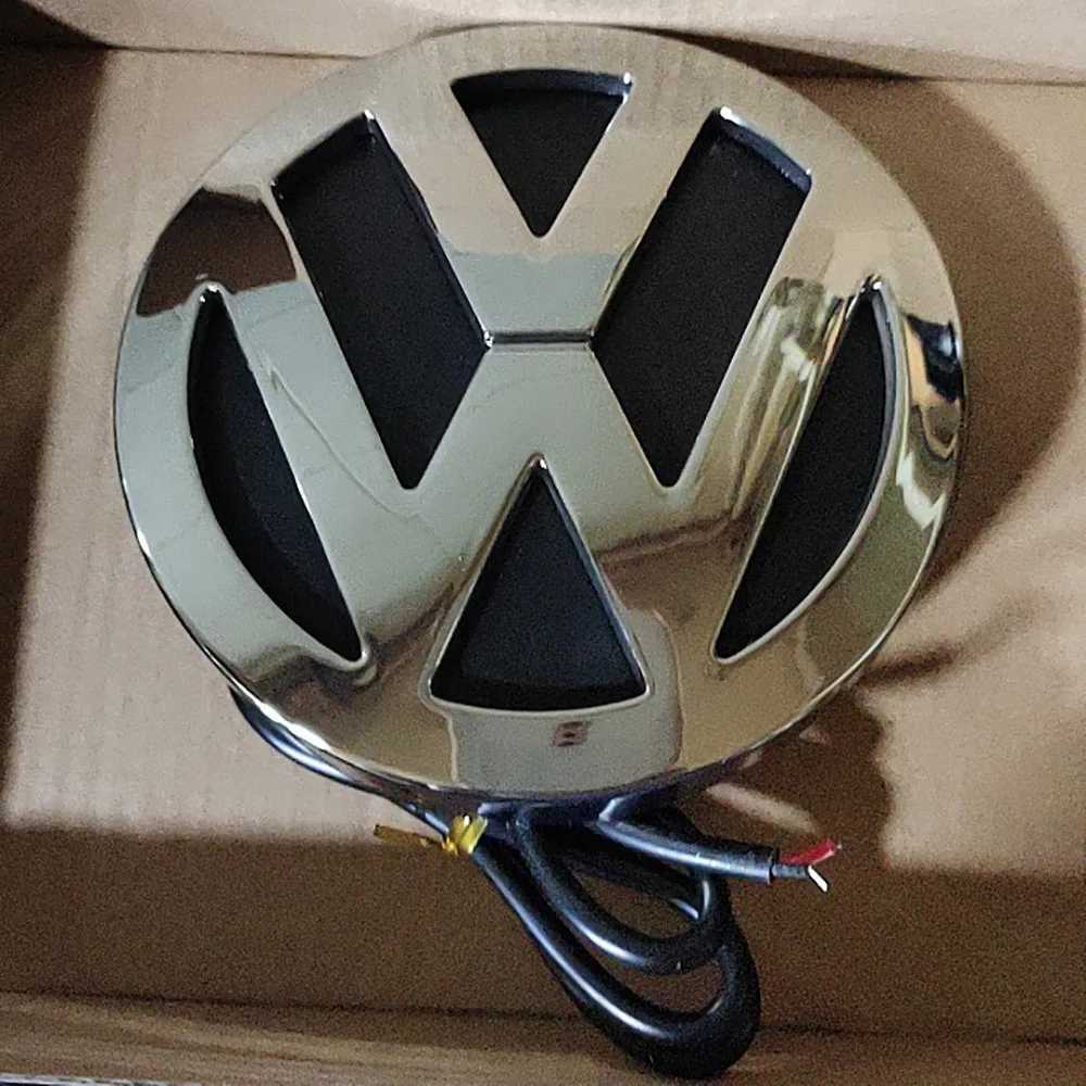 Car Stickers 11cm LED Car Front Rear Emblem Badge Sticker For VW Polo Golf Jetta Beetle CC Tiguan Touran Passat MK7 MK5 B5 B6 Accessories T240513