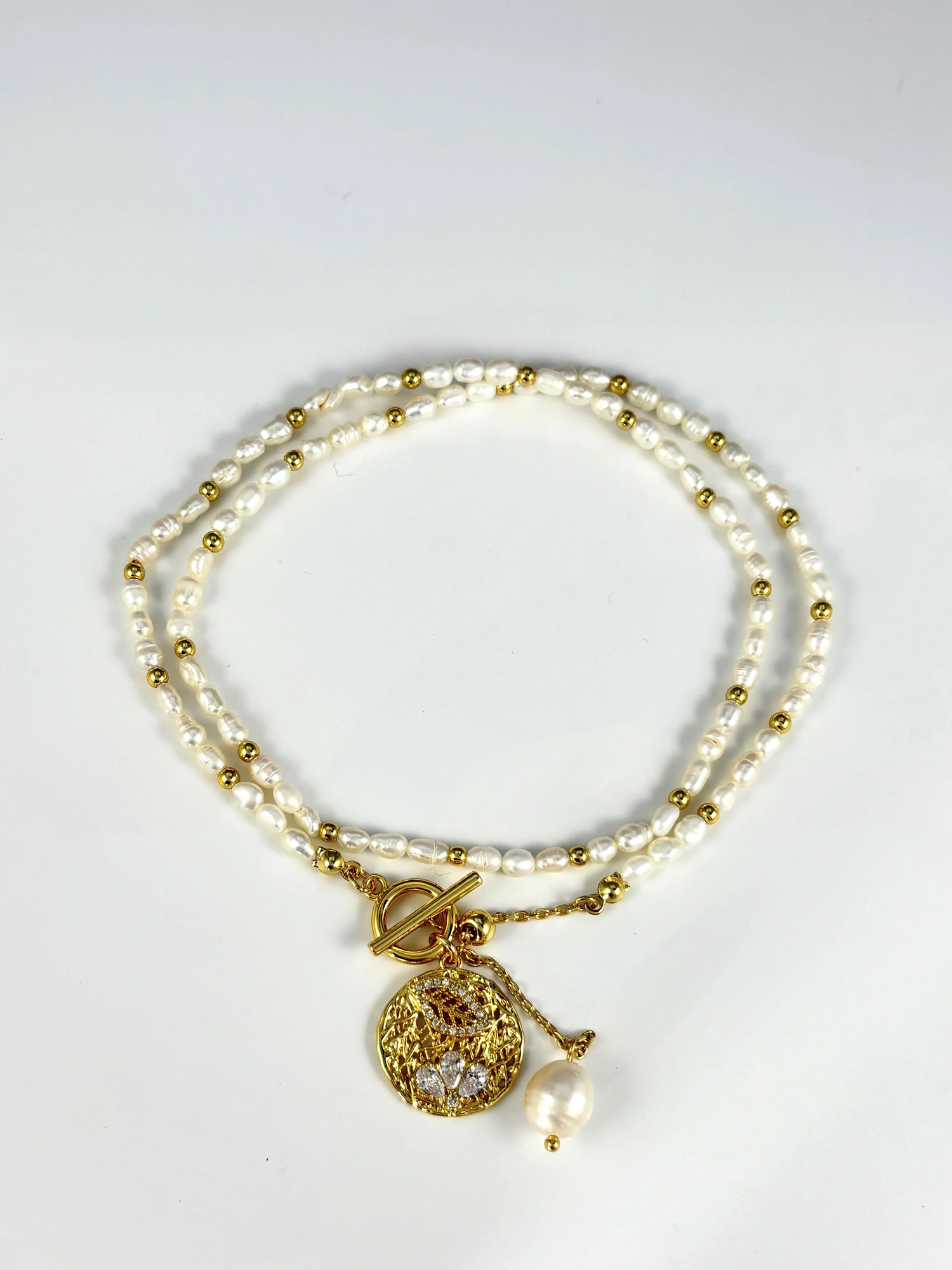 Pearl Necklace with Golden Pendant Freshwater Pearls and Zirconia Accents Locket for Women 240515