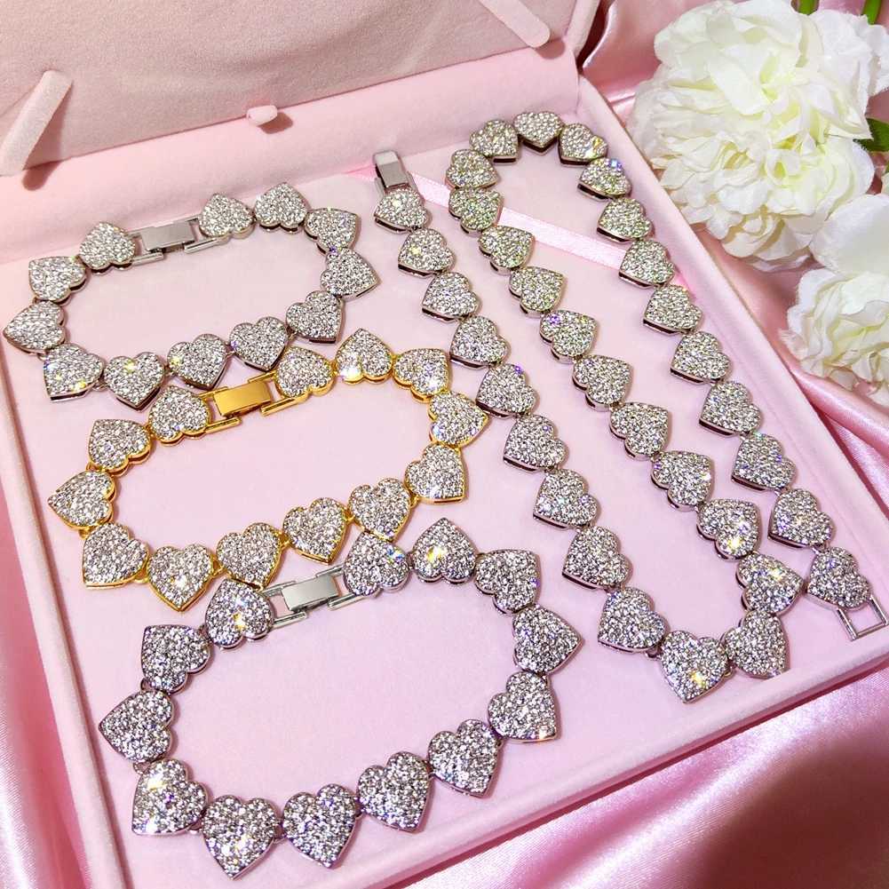 Tennis Crystal Heart Cuban Chain Necklace for Women 15mm Shiny All Rhinestone Set Heart shaped Tennis Chain Necklace Hip Hop Jewelry d240514