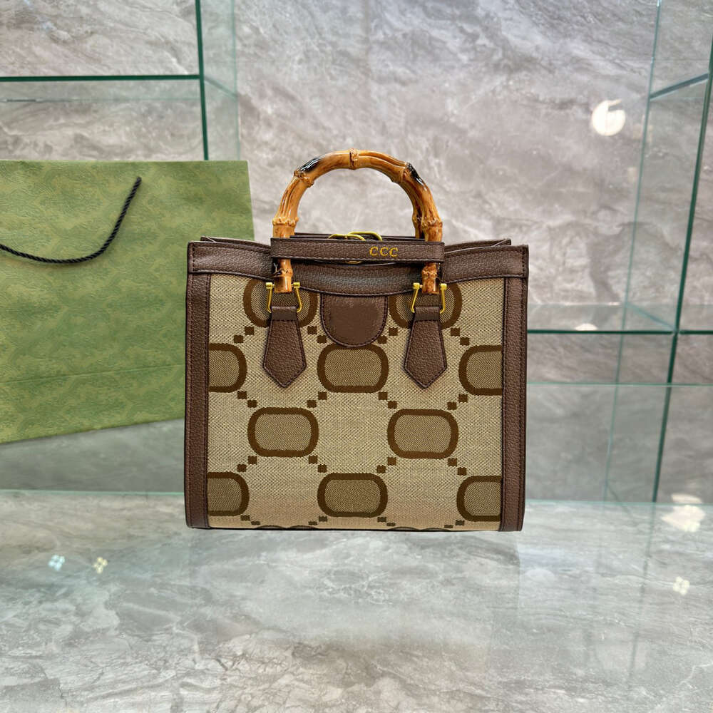 Shoulder Bags Designer Diana Totes Bag Women Luxurys Bamboo Tote Bags Mens Shopping Bag Handbags Crossbody Shoulder Bag Wallet Clutch Woman Purse 24ss