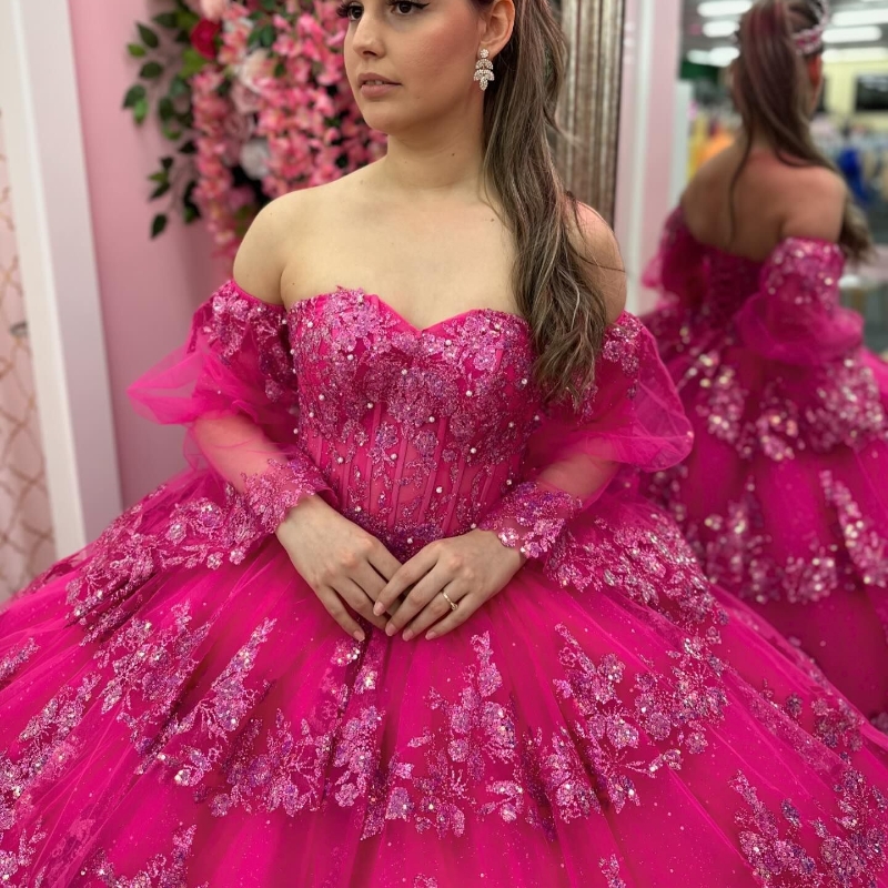 Rose Red Off The Shoulder Quinceanera Dress Ball Lace Applique Beading Tull Sweet 16 Vestidos De XV 15 Anos Party Formal Gown