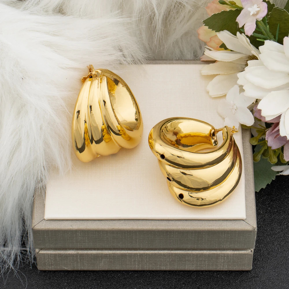 Dubai Gold Color Hoop Earrings for Ladies Weddings Bride Round Dangle African Daily Wear Exquisite Jewellery Gifts 240515
