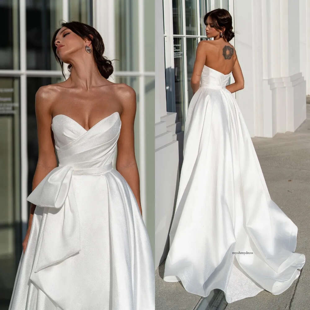 Sexy A Line Dresses For Bride Sweetheart Wedding Dress Backless Ruched Long Designer Bridal Gowns Sweep Train 0515