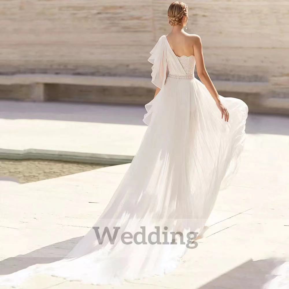 One Shoulder Boho Lace A Line Wedding Dresses Side Split Sexy Long Ivory Bridal Gowns 2024 Summer Beach Bride Dress Sleeveless