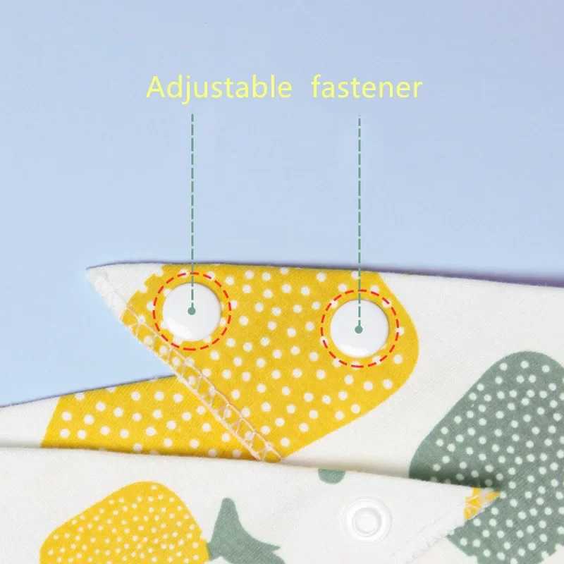 Bibs Burp Cloths New Baby Bibs Triangle Cotton Bandana Bibs for Boys Girls Burp Cloth Baby Scarf Meal Collar Feeding Accessories Saliva TowelL4812