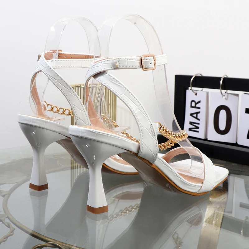 Metal chain with womens sandals summer stiletto high-heeled plaid womens shoes high-end fashion foreign trade heels shoes 240514
