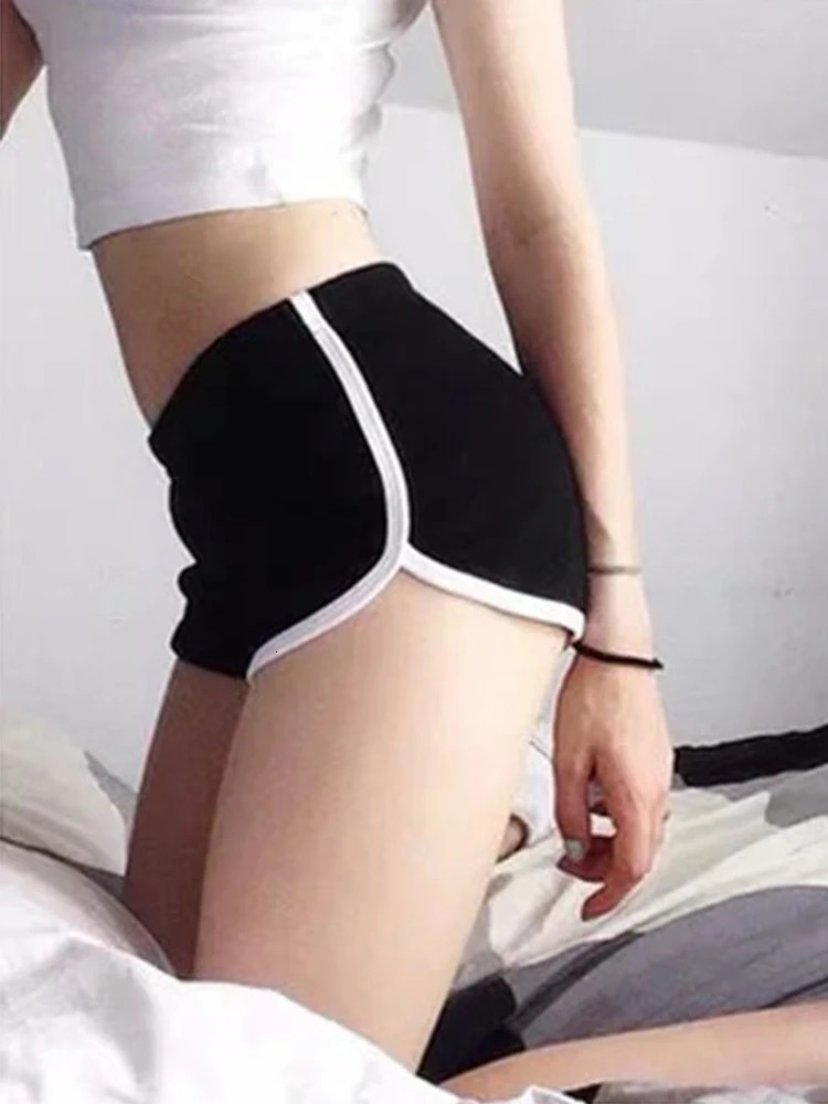 Striped Sports Shorts for Women Simple Loose Casual Slimming Short Ladies High Waisted Monochrome Summer Fashion 240508