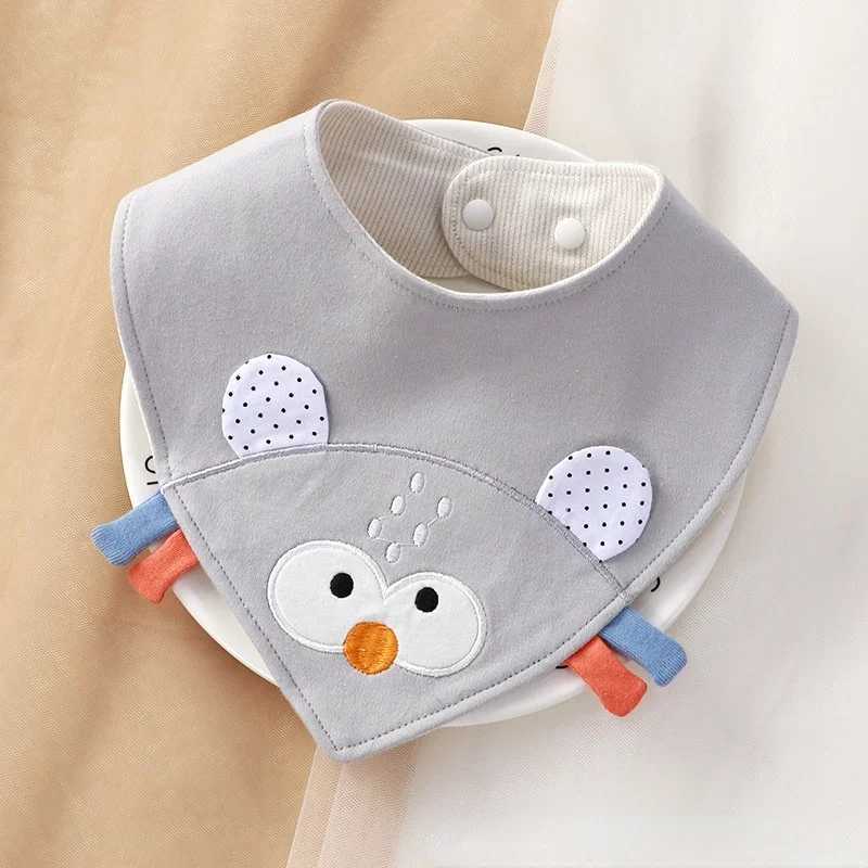 Bibs Burp Cloths Cartoon Baby Bibs Soft Newborn Feeding Towel Cotton Cloths Baby Girls Boys Bandana Bib Newborn Saliva Towel Burp ClothsL4812