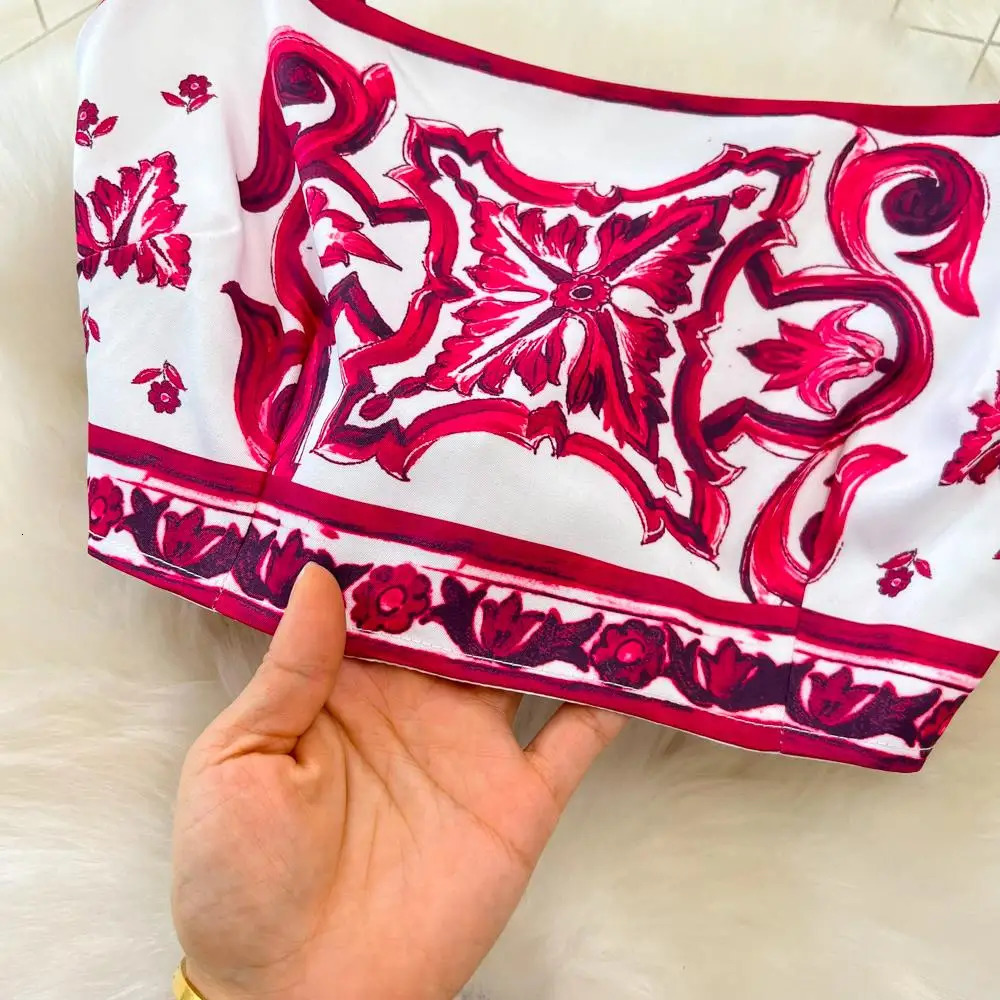 Summer Runway Holiday Red Blue and White Porcelain Print Two Piece Set Women Spaghetti Strap Short Tops Maxi Skirts Set Suit 240515