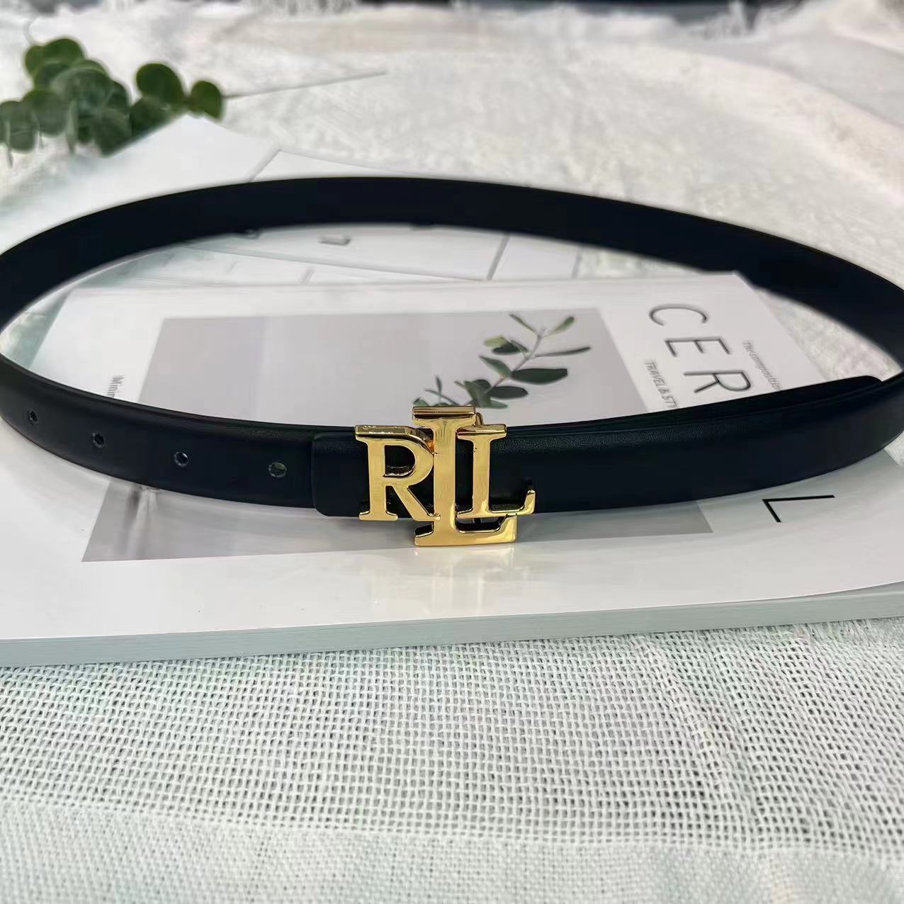 Designer Women's Letter Smooth Buckle Classic French Belt
