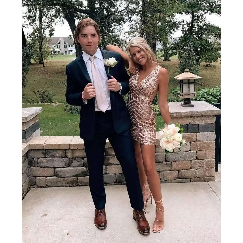 ForElise Women's Sequin Short Homecoming Tight Prom Dresses for Teens Sparkly 2023 prom AMZ