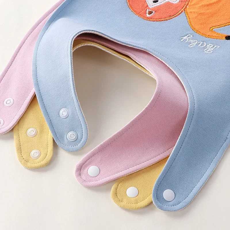 Bibs Burp Cloths Cartoon Baby Bibs Soft Newborn Feeding Towel Cotton Cloths Baby Girls Boys Bandana Bib Newborn Saliva Towel Burp ClothsL4812