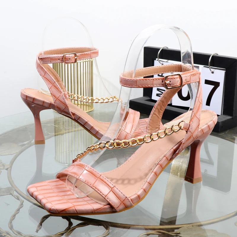 Metal chain with womens sandals summer stiletto high-heeled plaid womens shoes high-end fashion foreign trade heels shoes 240514