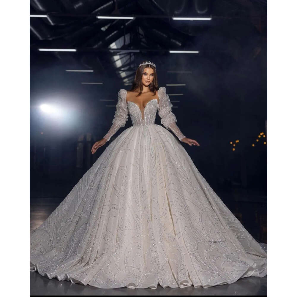 Vintage Ball Gown Dresses Puffy Sleeves Beads Crystal Diamond Princess Wedding Dress Long Train Bridal Gowns 0515