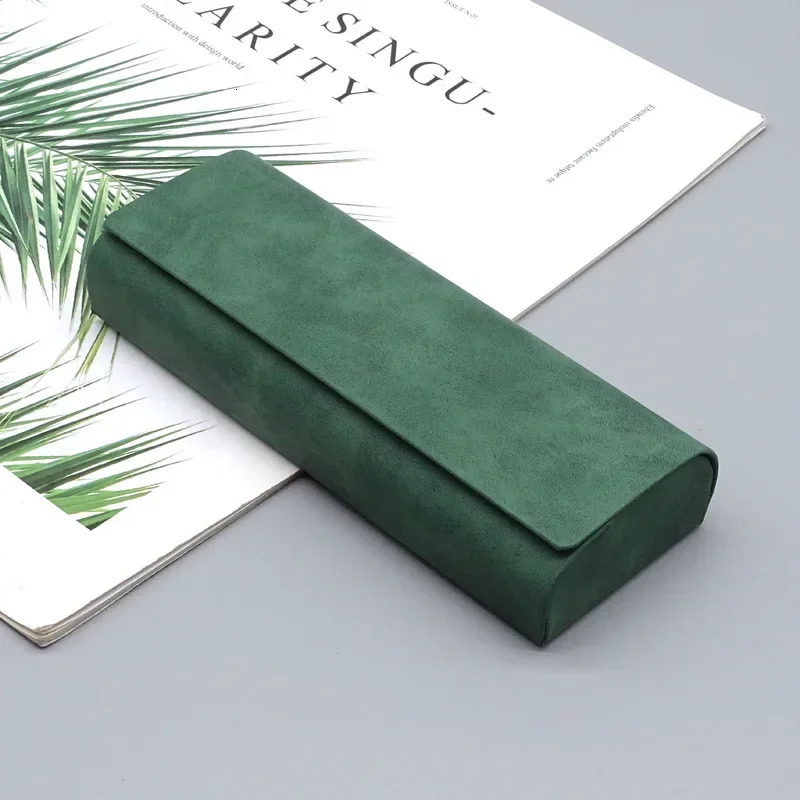 1pc Simple Leather Eyewear Case Optical Retro Myopia Glasses Sunglasses Storage Box Fashion for Men and Women 240514