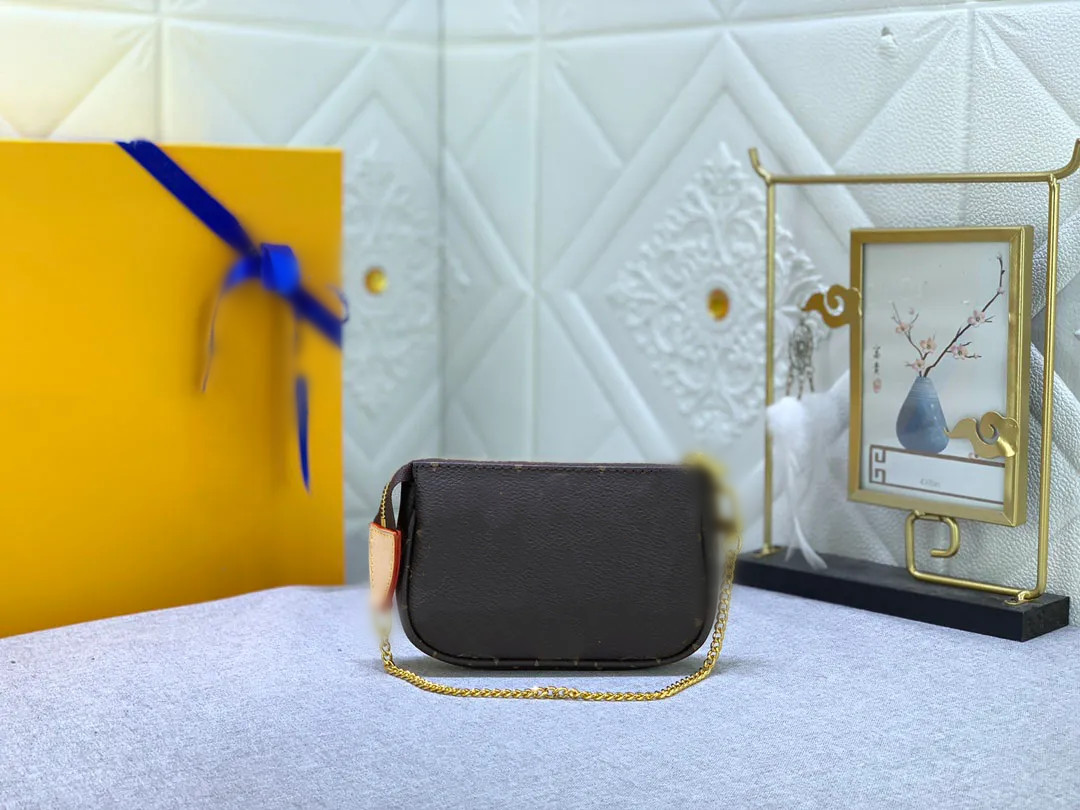 Luxurys Designer Bag Metis Women mini Handbags Lady Classic Purses Totes chains Bags wallets9