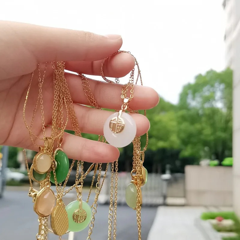 Fashion Oval Opal Pendant Necklace Stainless Steel Chain 18 K Gold Color Cute Lucky Jewelry For Women Accesorios Birthday Gift 240511