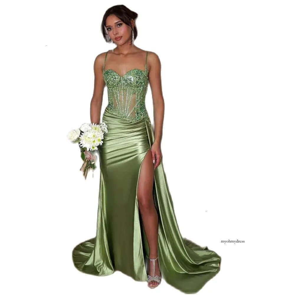 Vintage Spaghetti Strap Mermaid Bridesmaid Dress High Side Split With Appliques Prom Gown for Wedding Satin Long Maid of Honor Vestidos De Noche 0516