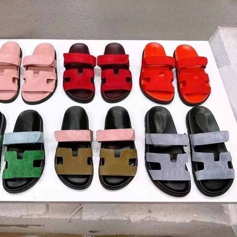 Man Beach slippers men Flat slipper Summer womens Designer shoe Cartoon Big Head flops leather mens Belt buckle Slides Hotel Bath woman shoes sexy Sandals size 35-42-45