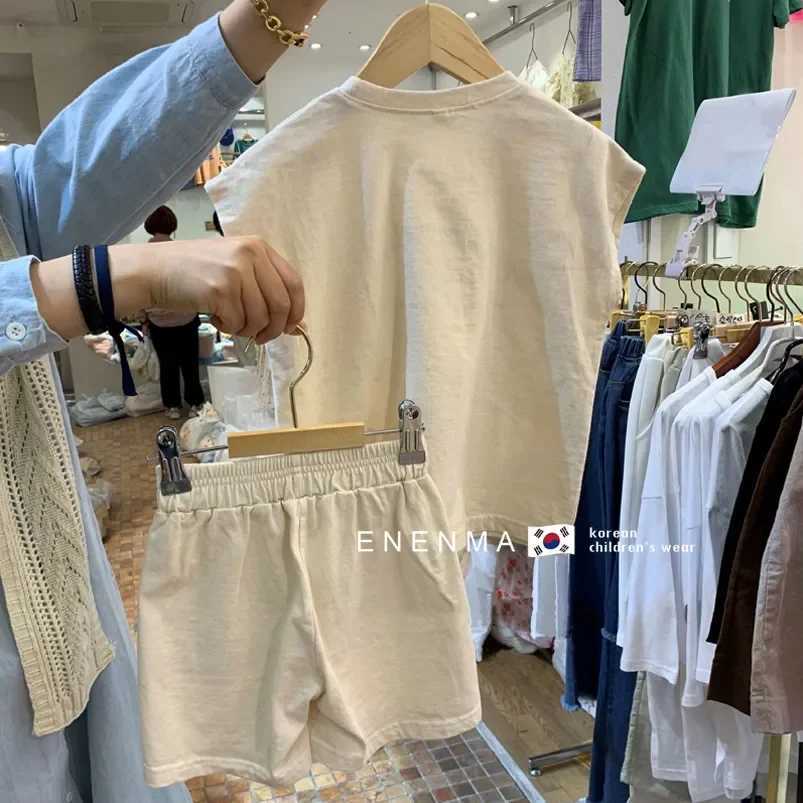 Clothing Sets 100% Cotton 1-7 Year Old Boys Korean Loose Short Sleeves+Shorts 2 Pieces Summer New Sweat-absorbing and Breathable Childrens Set WX