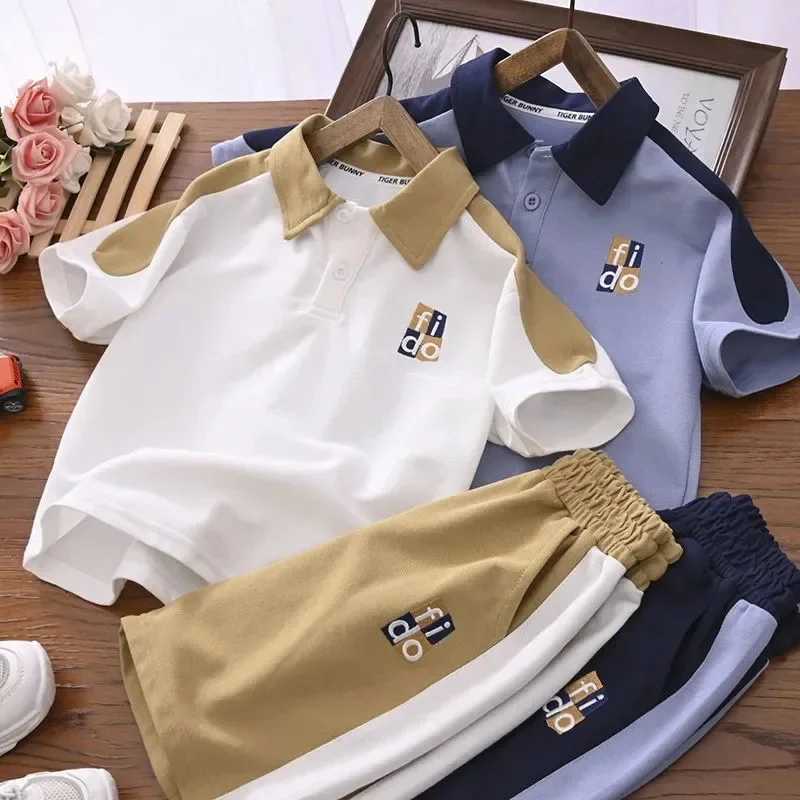 Clothing Sets Summer childrens and boys clothing set teenage and girls flip collar T-shirt and shorts 2-piece set childrens letter bottom set WX