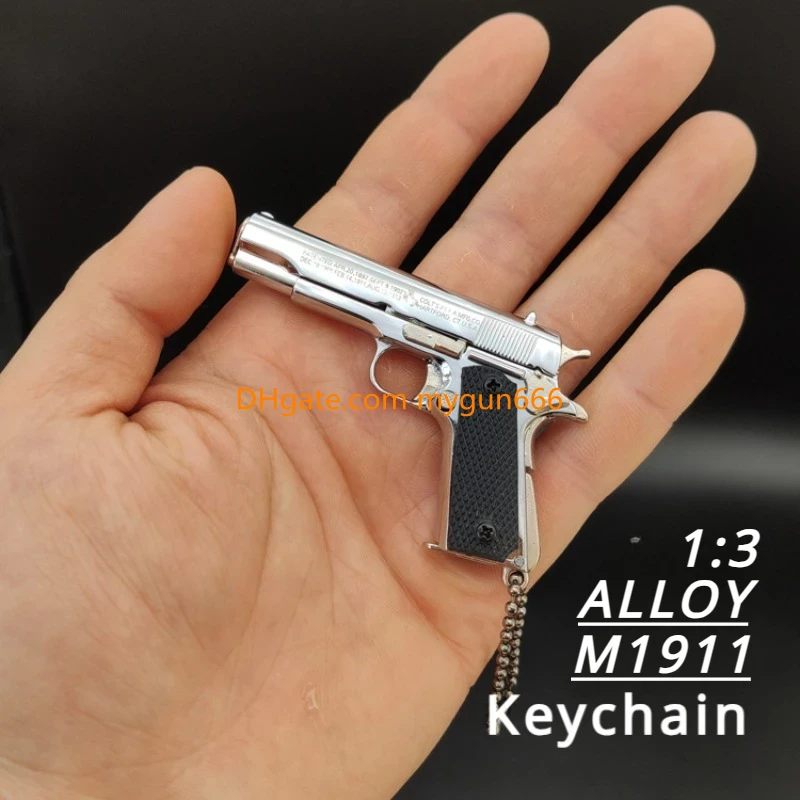 1:3 Metal M1911 Colt Toy Gun Detachable Model Alloy Keychain Look Real Exquisite Portable Decorations Collection PUBG Prop Fidgets Toy Birthday Gift f