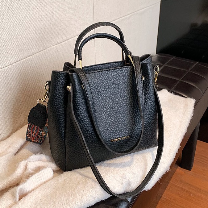 Genuine Leather Crossbody Handbag | Designer Women's Travel Shoulder Bag