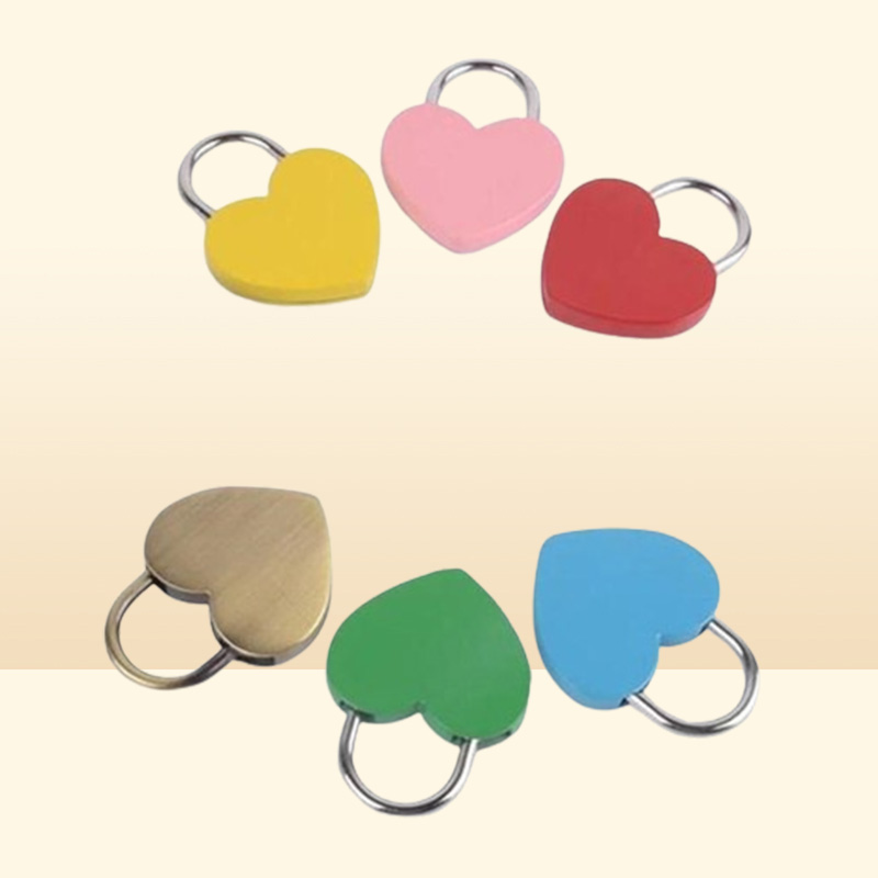Door Locks Whole 7 Colors Heart Shaped Concentric Lock Metal Mitcolor Key Gym Toolkit Package Building Supplies Drop D3920607