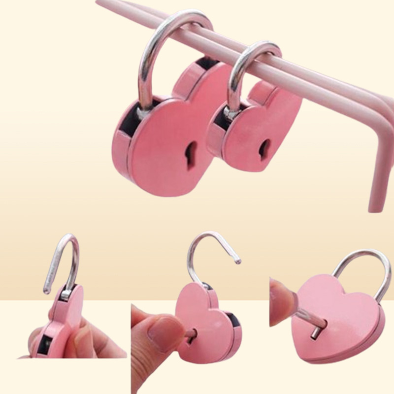 Door Locks Whole 7 Colors Heart Shaped Concentric Lock Metal Mitcolor Key Gym Toolkit Package Building Supplies Drop D3920607