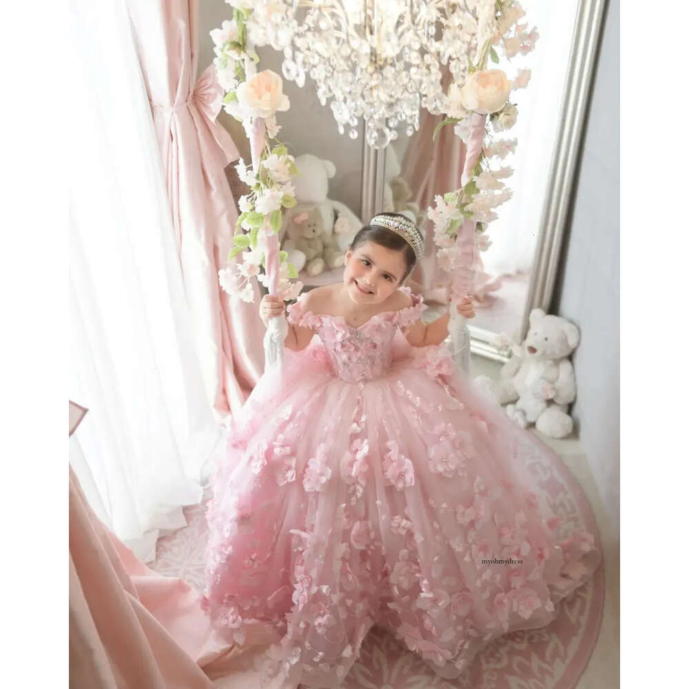 Puffy Tulle Flower Girl Dresses For Wedding 3D flower Appliques Birthday Dress Off Shoulder Crystal Princess Kids First Communion Gown 0516