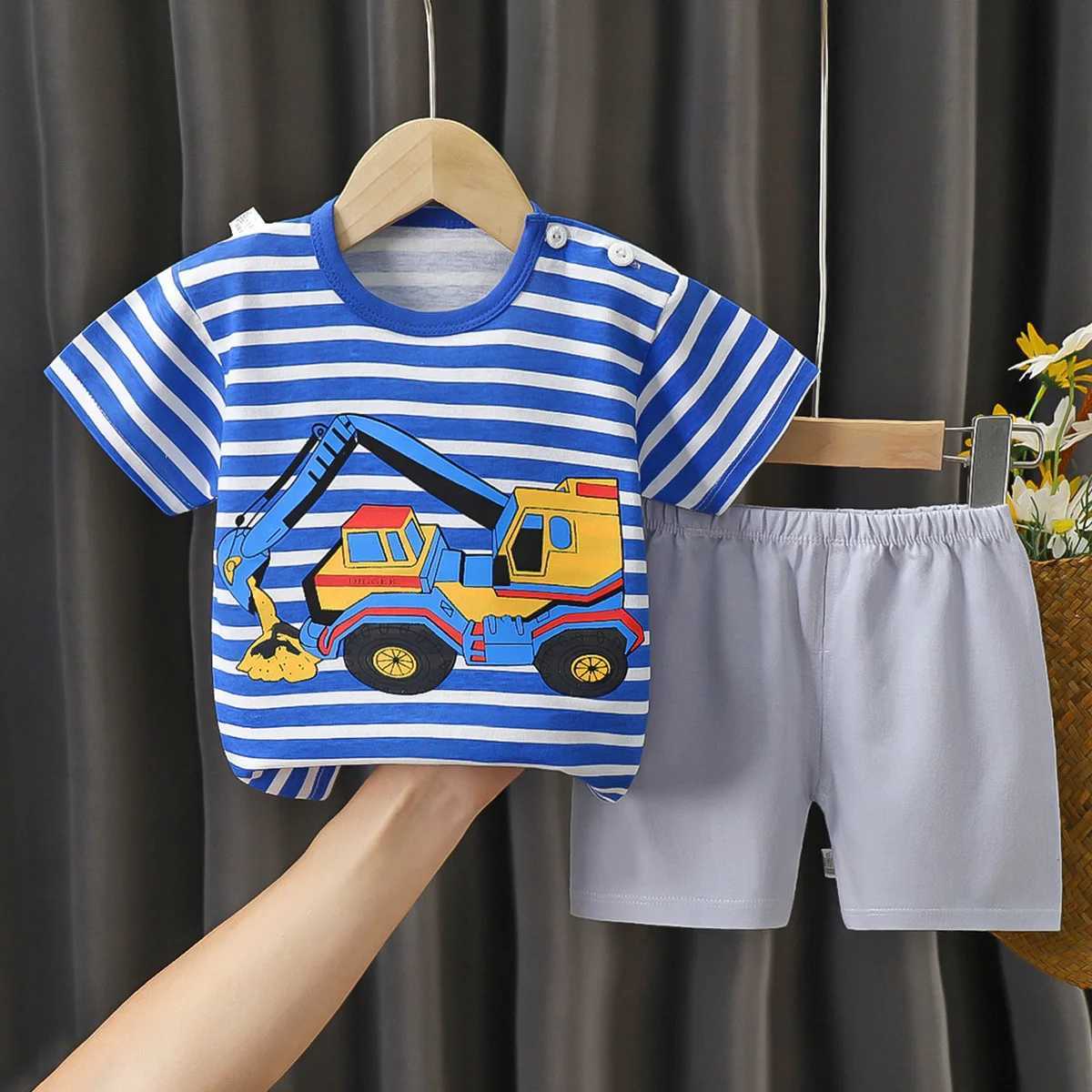 Clothing Sets 2024 New Childrens Boys and Girls Summer Pajamas Cute Cartoon Printed Short sleeved T-shirt Top with Shorts for Preschool and Baby Cloth
