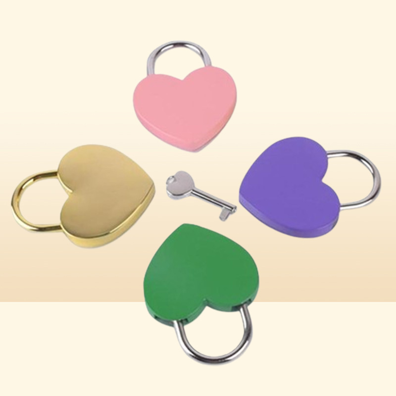 Door Locks Whole 7 Colors Heart Shaped Concentric Lock Metal Mitcolor Key Gym Toolkit Package Building Supplies Drop D3920607