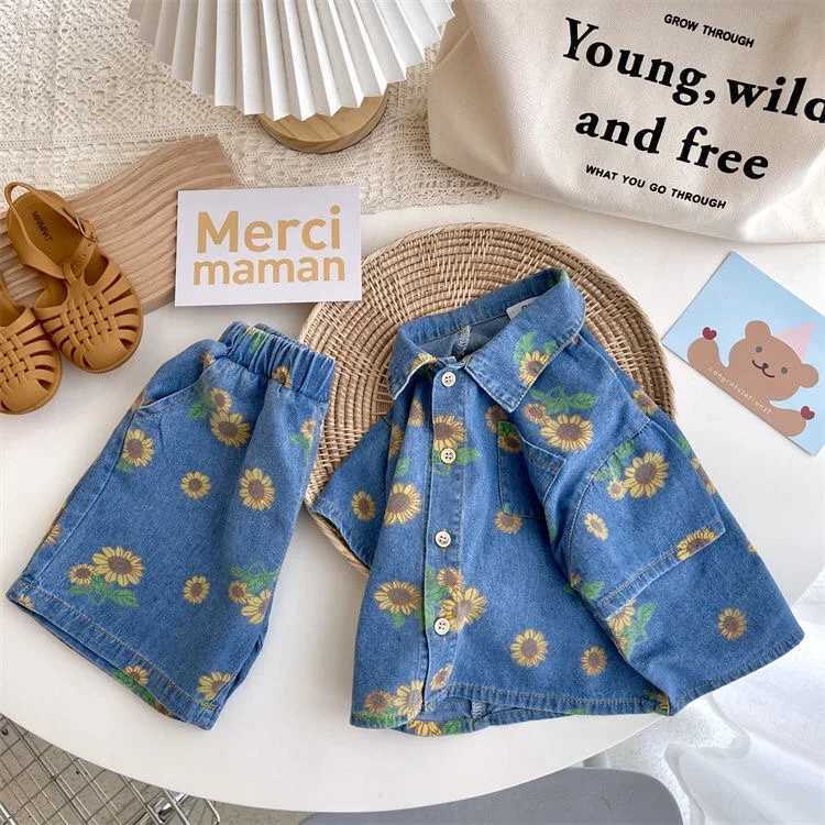 Clothing Sets Siblings Childrens Denim Set 2023 Summer Korean Fashion Sunflower Childrens Girl Shirt+Shorts Set 2-7Y Baby Boys Two Piece Set WX