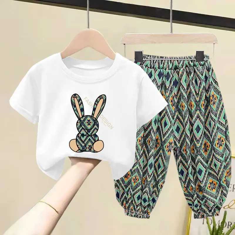 Clothing Sets Childrens clothing set for boys and girls 2023 summer mothers childrens clothing cotton T-shirt short sleeved mens 2-piece baby clothing