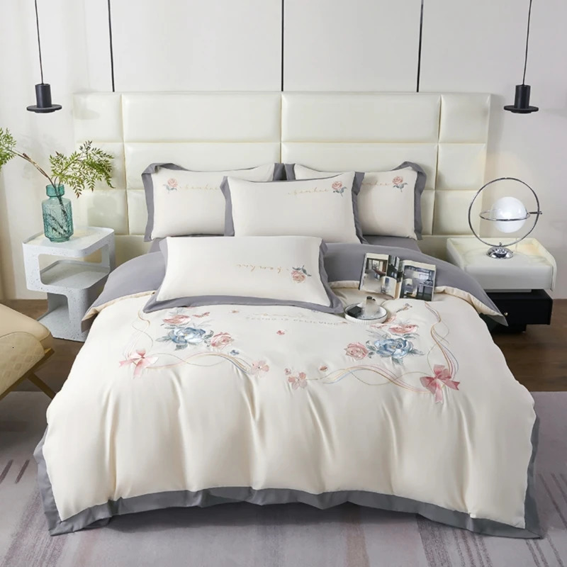 3pcs Polyester Duvet Cover Set 1Duvet 2Pillowcase Without Core Elegant Flower Embroidered Bedding 240506