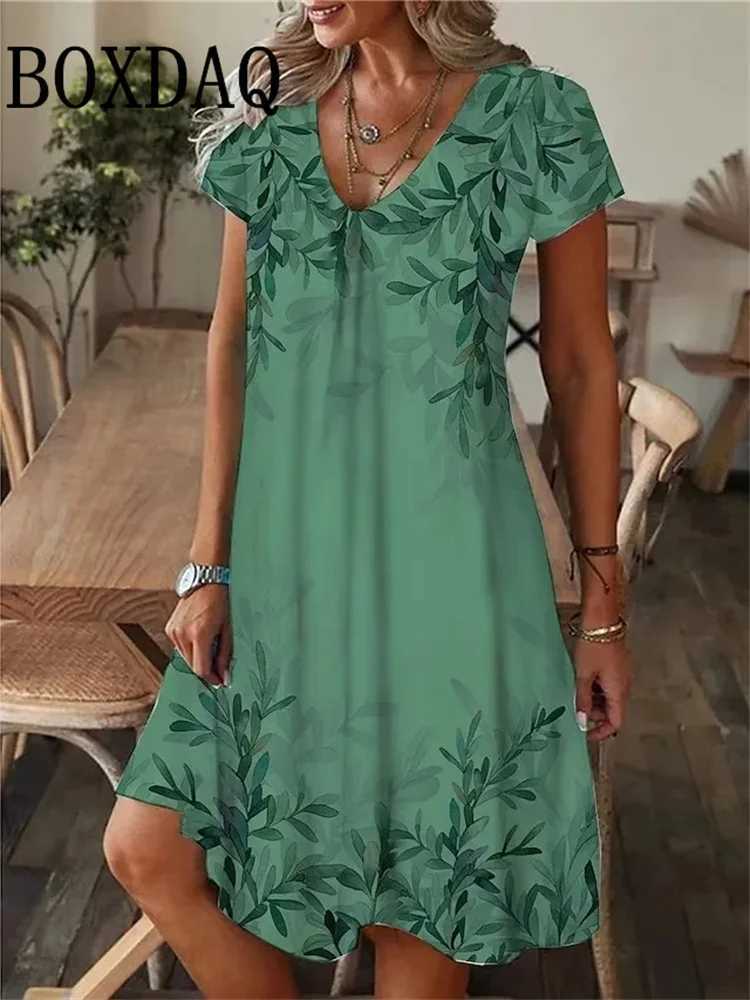 Basic Casual Dresses 2024 Casual Loose V-Neck Ladies Summer Dress Print Party Womens New Summer Pullover Short Slve Dress Fashion Plus-Size Dress Y240