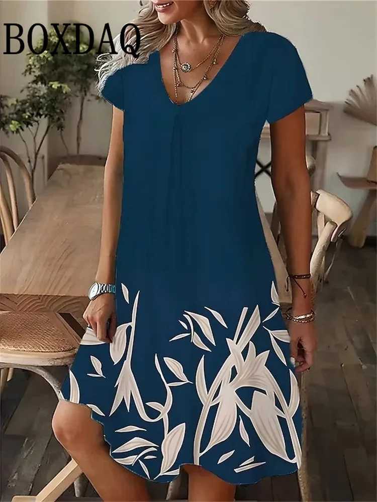 Basic Casual Dresses 2024 Casual Loose V-Neck Ladies Summer Dress Print Party Womens New Summer Pullover Short Slve Dress Fashion Plus-Size Dress Y240