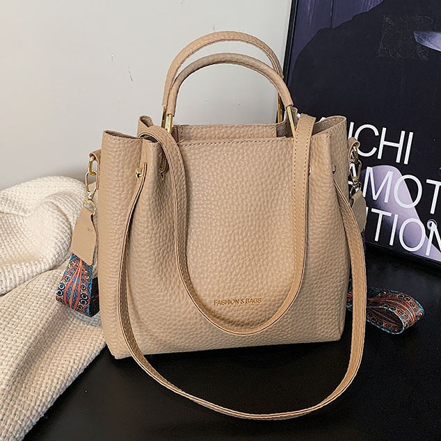 Genuine Leather Crossbody Handbag | Designer Women's Travel Shoulder Bag