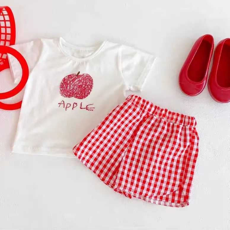 Clothing Sets Fashionable 2-piece baby girl short sleeved set fruit print set childrens T-shirt+shorts solid color clothes childrens princess girl set