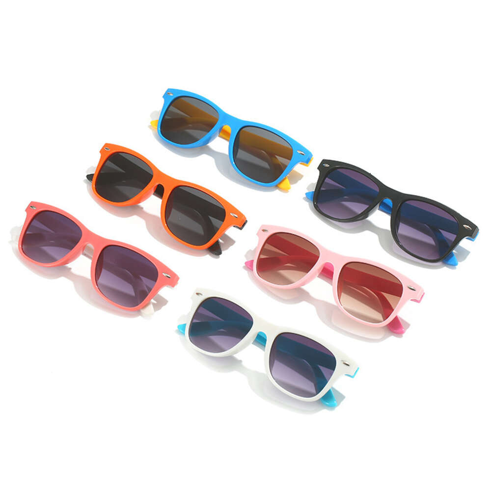 2024 Round Kids Sunglasses Boy Flexible Safety Children rivet Bicolor Sun Glasses Fashion Girls Outdoors Shades Eyewear UV400