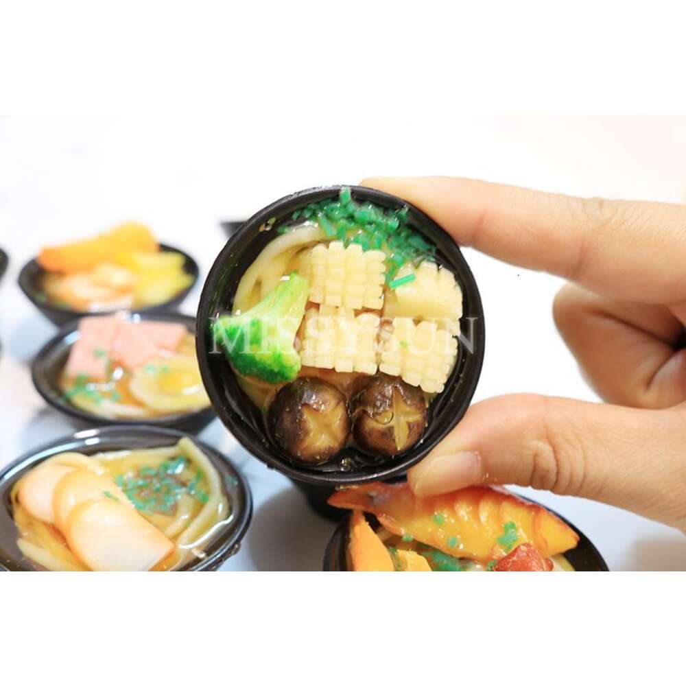 2PCS 1/6 Scale Miniature Japanese Seafood Noodles Pretend Food Doll house Kitchen s blyth bjd doll for children