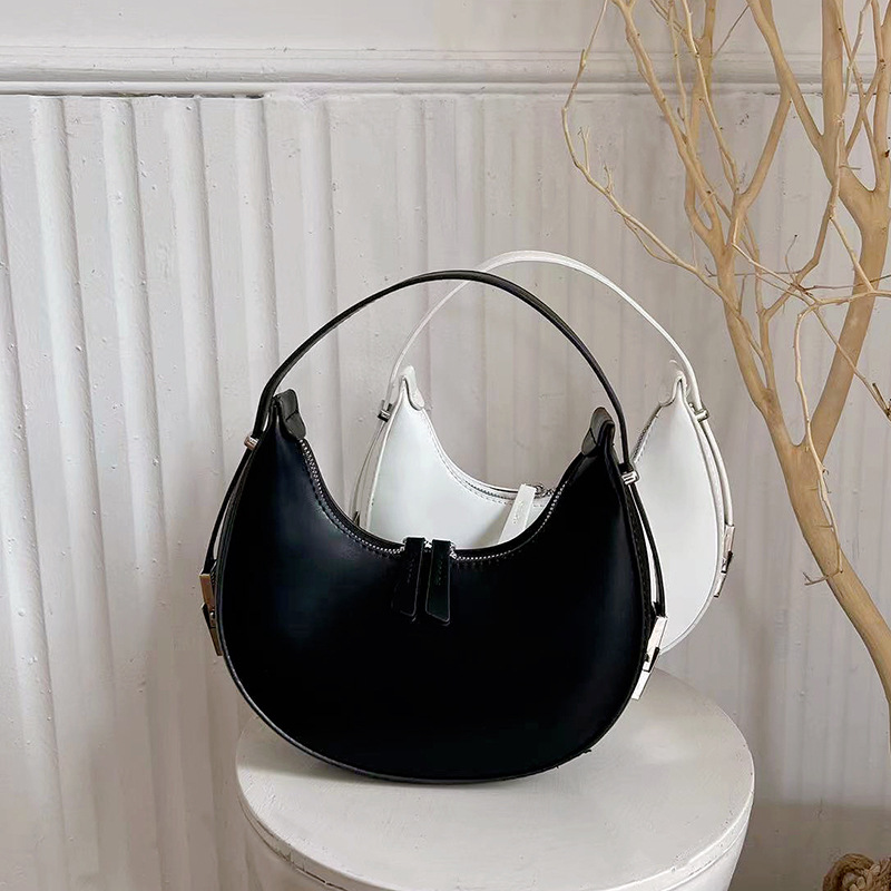Design bag niche solid color bag women's fashion minimalist personality underarm crescent bag personality portable shoulder bag