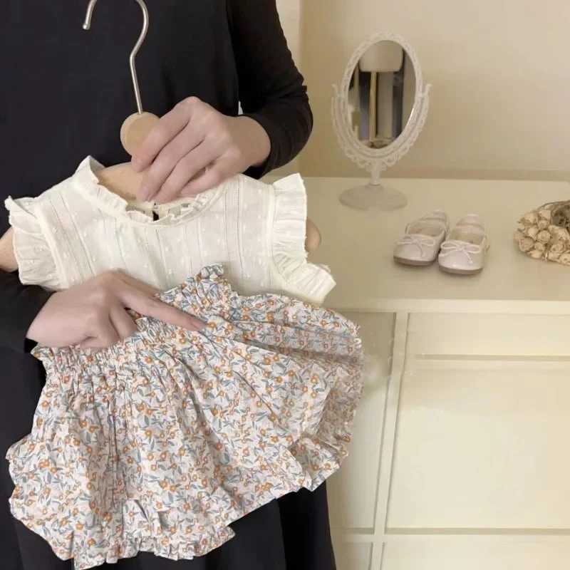 Clothing Sets 2PC Childrens and Girls Summer Set 2024 New Childrens Summer Dress Baby Girl Top+Two Piece Set WX