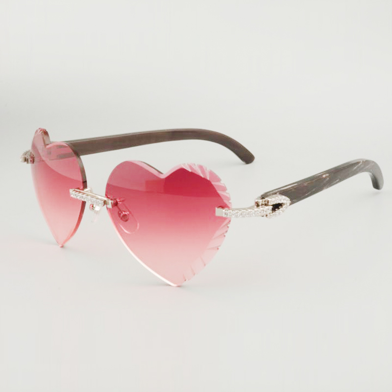 High quality heart-shaped carved sunglasses, diamond natural mixed horn / black flower horn sunglasses 8300686-A size: 58-18-140mm
