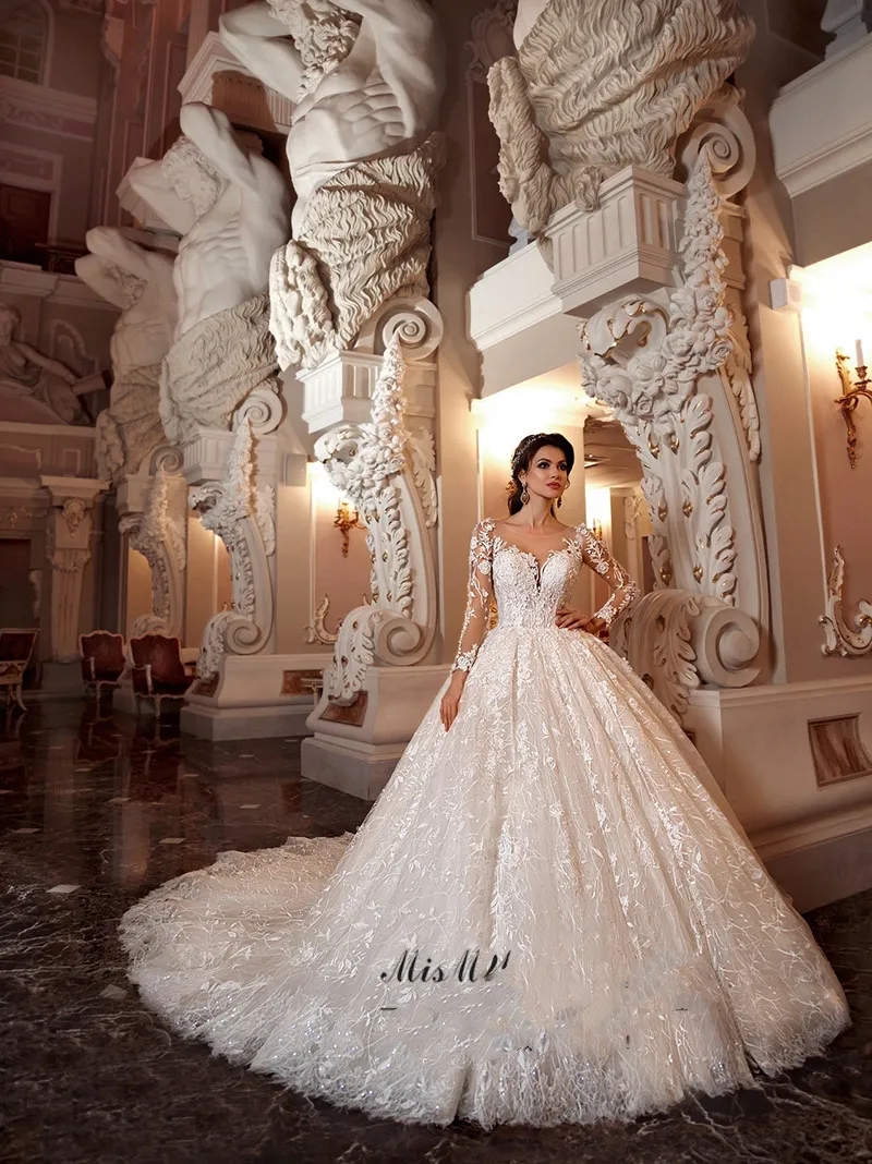 lace Muslim Wedding Dresses Long Sleeves Beading Plus Size Bridal Gowns Arabic Sweep Train Custom Made Vestidos de novia Ball Gown Western Garden Boho