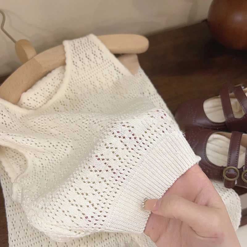 Clothing Sets Girls Clothing Set 2023 Summer Korean Thin Knitted Girls Set Childrens Hollow Breathable Tank WX4656341